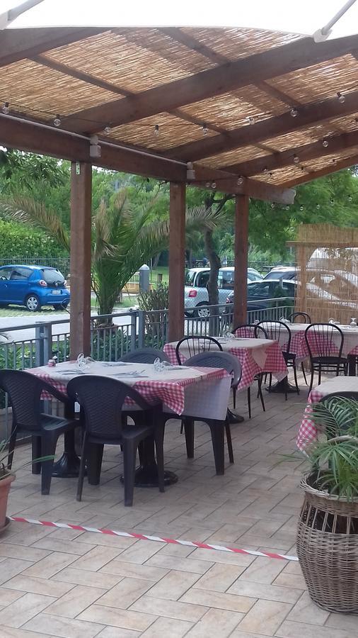 La Campagnola Trattoria Con Alloggio Misano Adriatico Exterior photo
